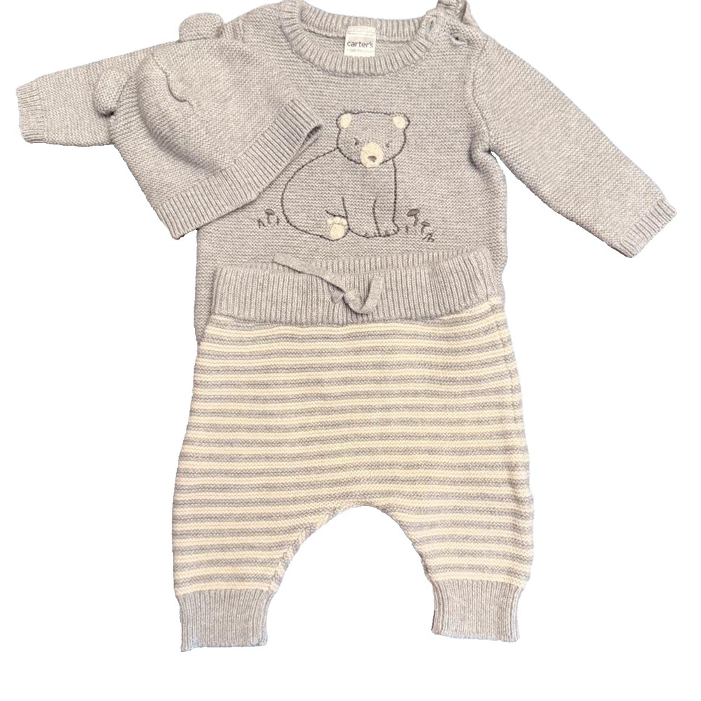 Carter's Newborn 3 Piece Romper Set w/hat, Gray with Bear